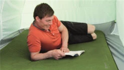 Outwell Dreamcatcher Double 5cm Self Inflating Mat -Outweli Camping Shop 400001 DreamcatcherDouble5.0cm Featurephoto4