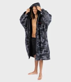 Dryrobe Advance Long Sleeve Black Camouflage - RECYCLED -Outweli Camping Shop Black Camo 2 2024x2024 28448b60 1a2e 4839 b7e0 fe8b88180f3a