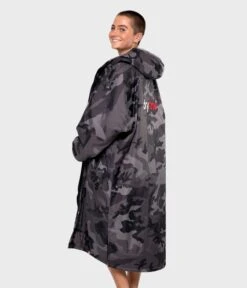 Dryrobe Advance Long Sleeve Black Camouflage - RECYCLED -Outweli Camping Shop Black Camo 6 2024x2024 6cac336b 6f91 47e3 ad44 7fc61ea52181
