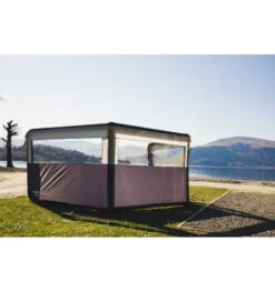 Vango Sentinel AirBeam Windbreak -Outweli Camping Shop sentinel airbeam windbreak 1