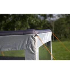 Vango Sentinel AirBeam Windbreak -Outweli Camping Shop sentinel airbeam windbreak 4